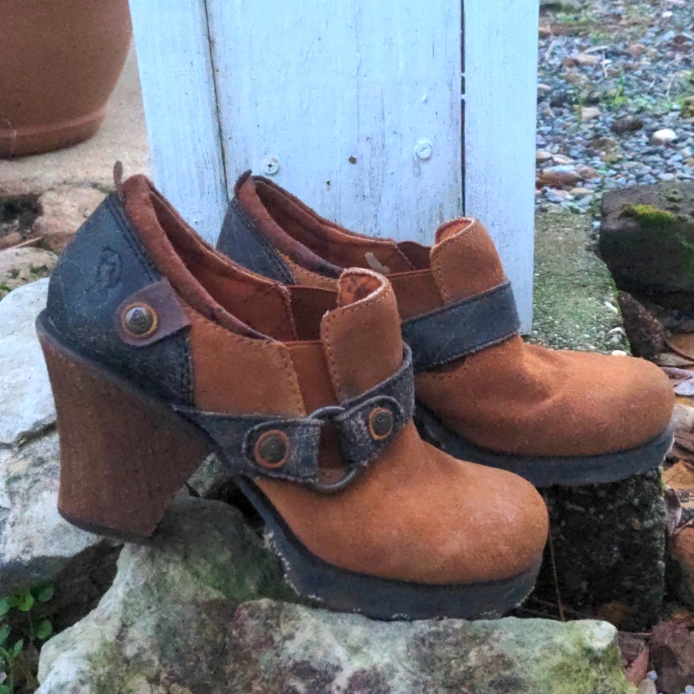 London Underground Chunky Wooden Heel Suede/Leather Clog Square Toe Brown/Tan Vi